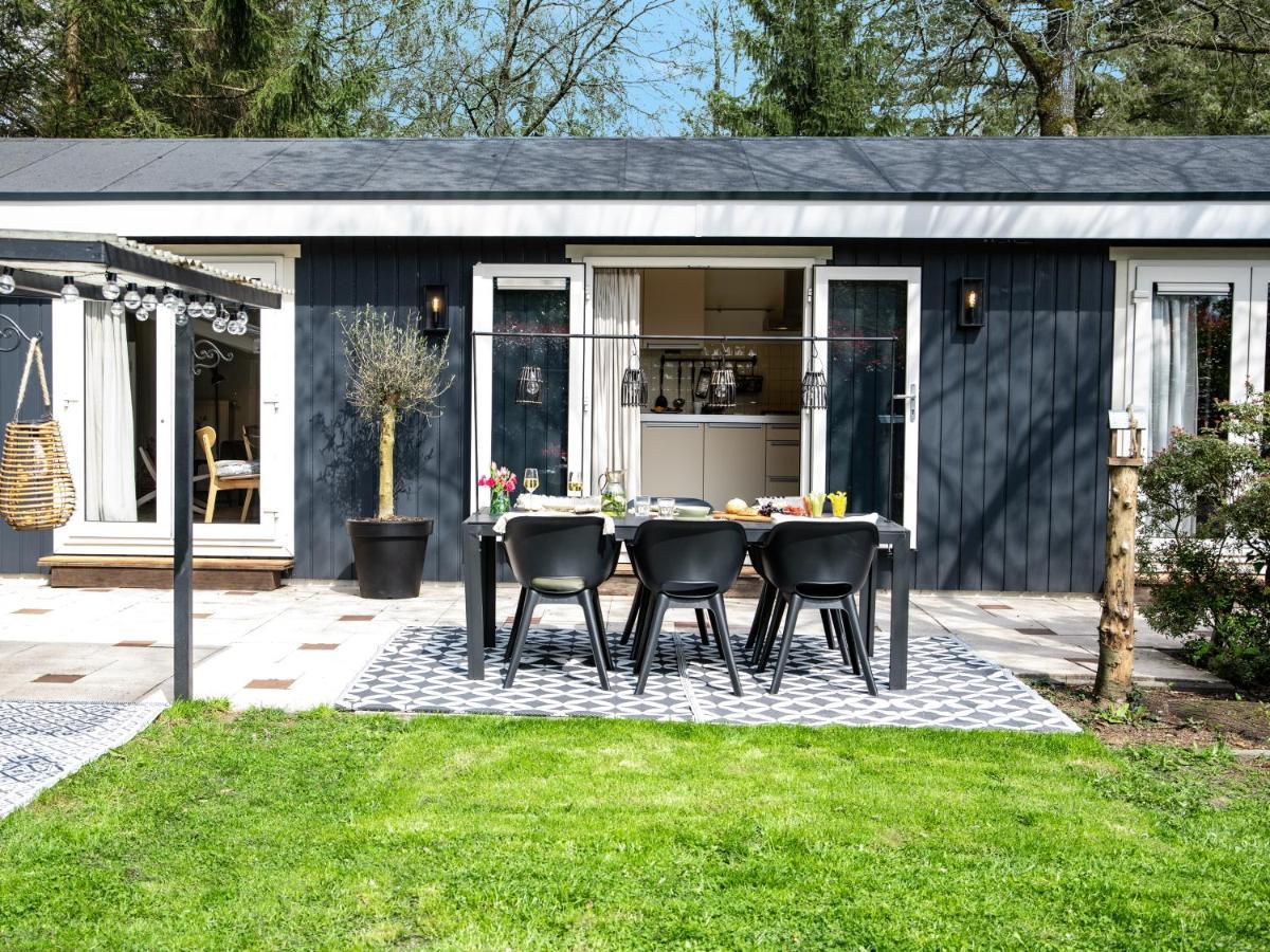 Stayatsas Tiny House Julia In De Bossen Op De Veluwe! เอเปอ ภายนอก รูปภาพ