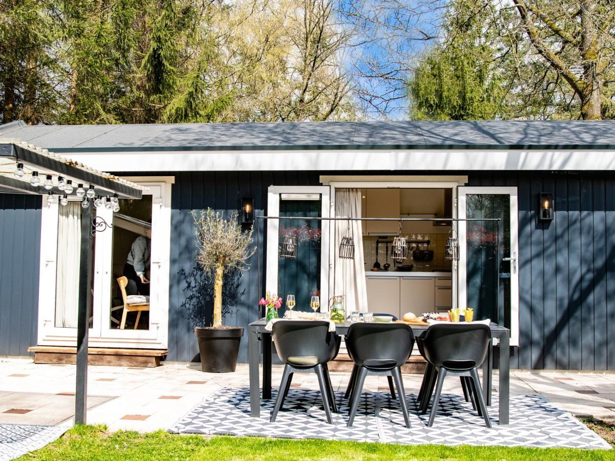 Stayatsas Tiny House Julia In De Bossen Op De Veluwe! เอเปอ ภายนอก รูปภาพ
