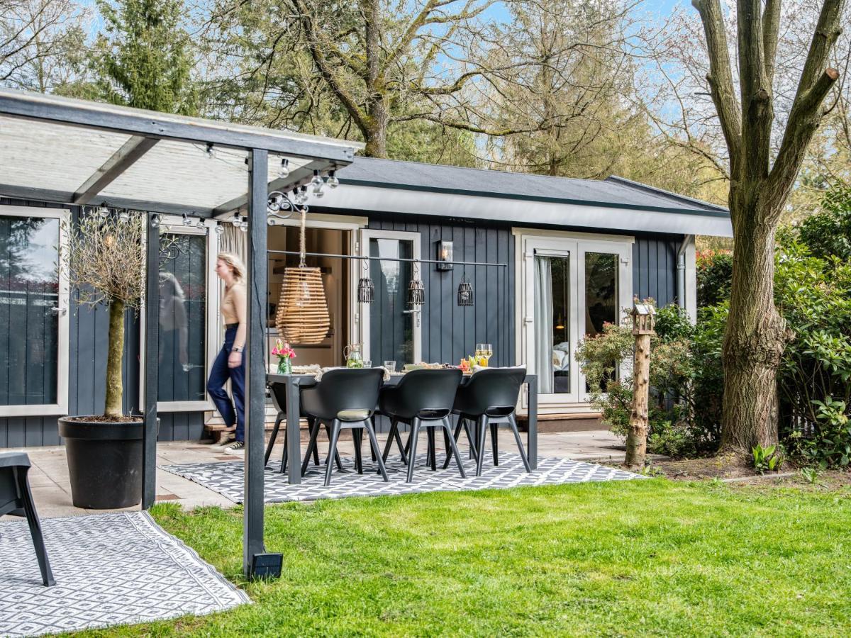 Stayatsas Tiny House Julia In De Bossen Op De Veluwe! เอเปอ ภายนอก รูปภาพ